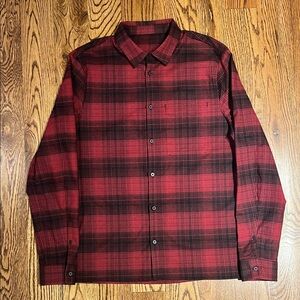 Lululemon Red and Black Plaid Shirt size L